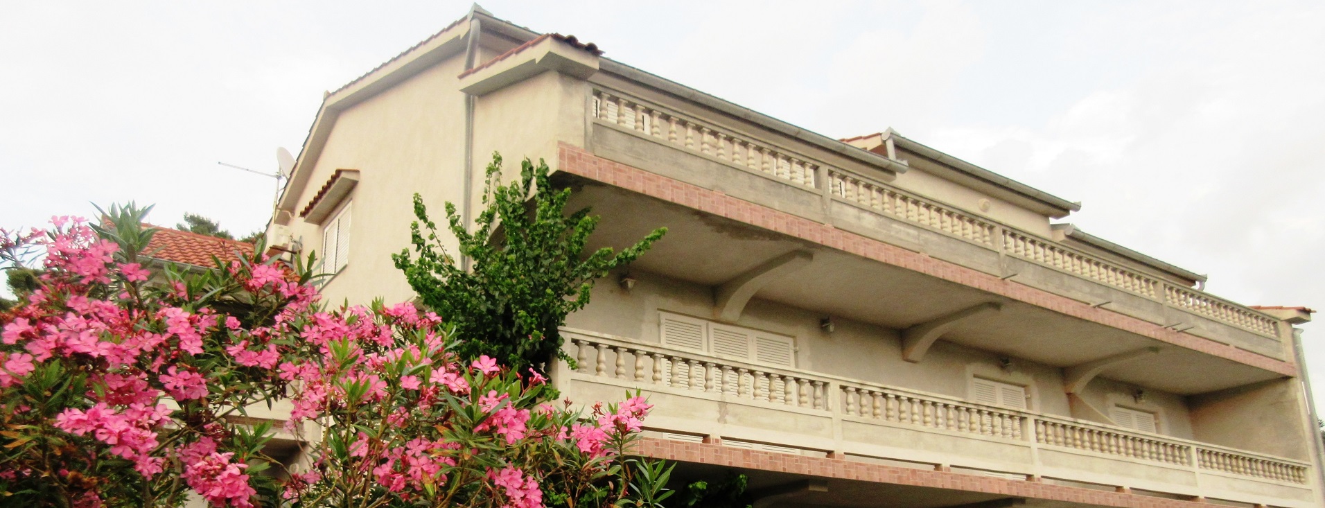 Welcome to Apartments Mirta